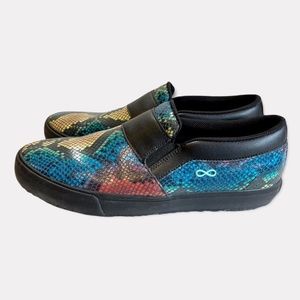 Infinity by Cherokee Rush Multicolor Snakeskin Rainbow Loafer Sz 9